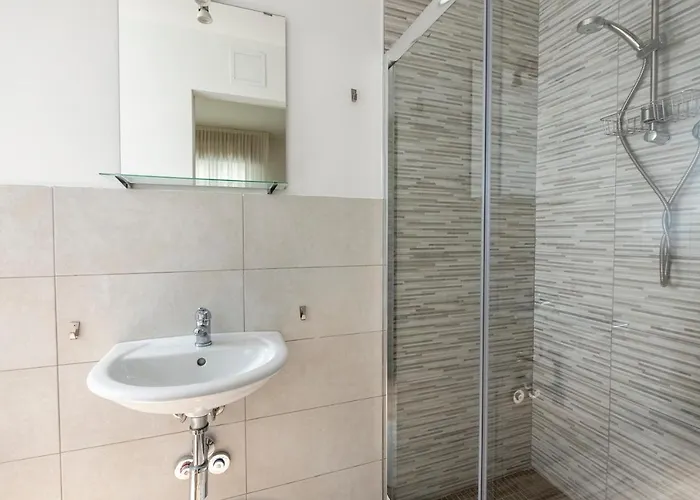 Lexington רימיני