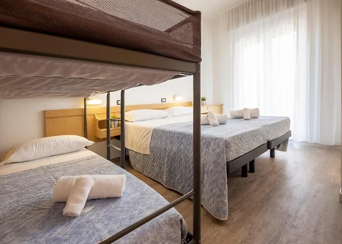 Lexington רימיני